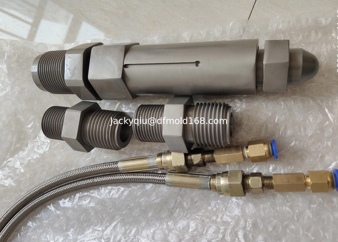 Injection machine nozzle，special nozzle for good mixing.  fuel injection nozzle with good mixing abblity